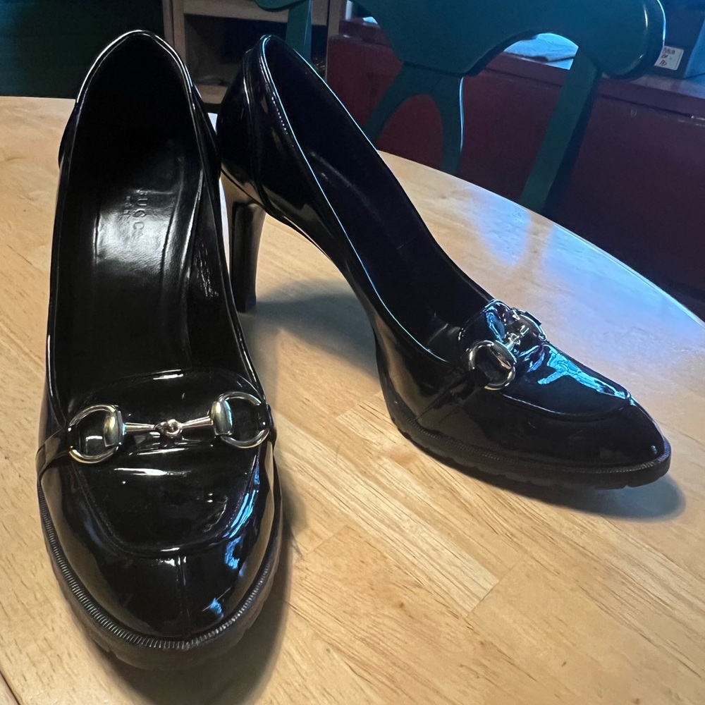 Gucci patent leather high heeled loafers size 9 1/2B